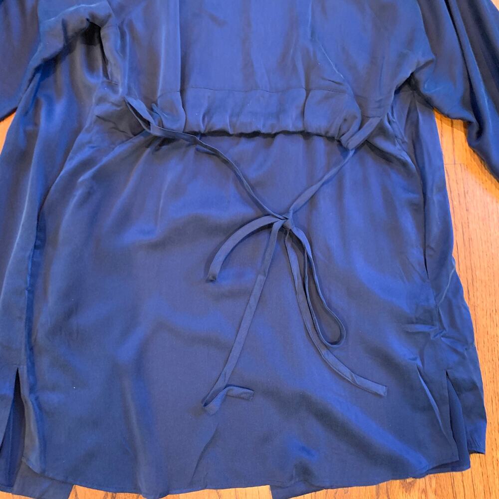 Lunya Washable Silk Robe MSRP $298 | Navy Blue | Size XS/S - Picture 10 of 10